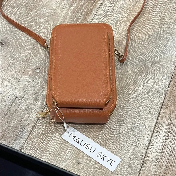 Malibu Skye Brown Crossbody Bag - Picture 3 of 8